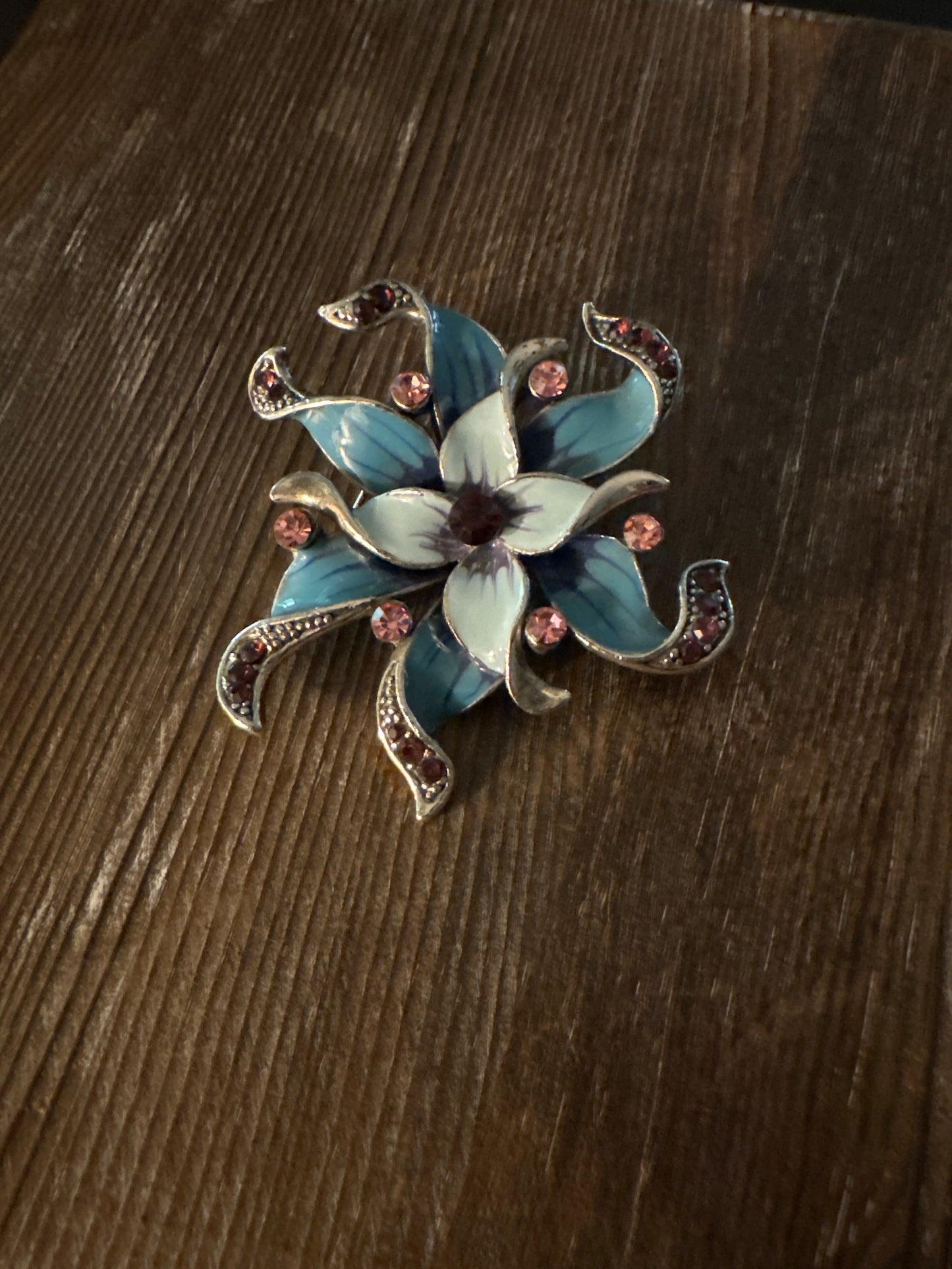 Vintage Floral Brooch