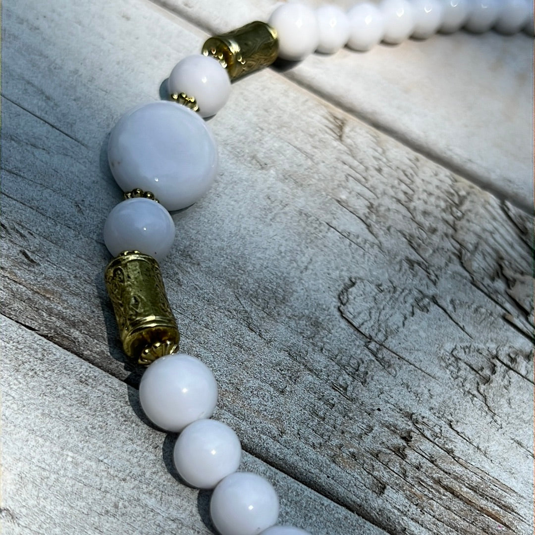 Vintage White Beaded Necklace