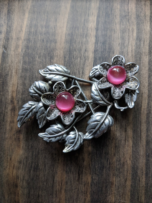 Vintage Silver Tone Brooch Large Leaf Floral Motif Pink Center Stones