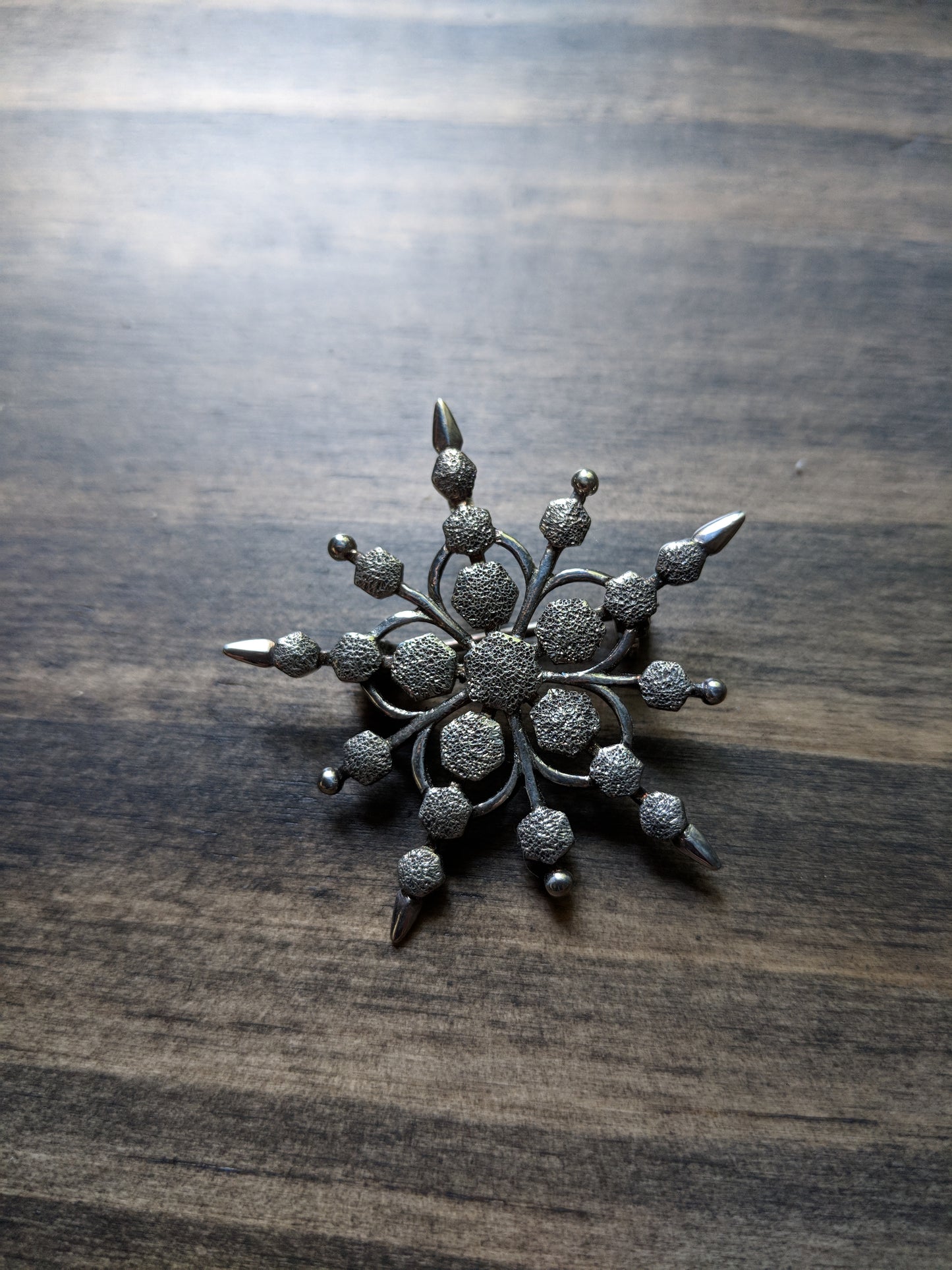 Vintage 50s 60s Snowflake Starburst Pendant Brooch Silver Tone