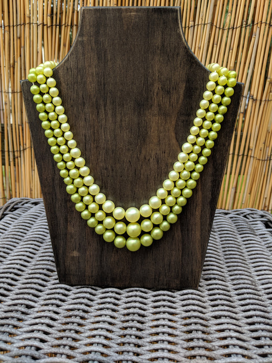 Vintage Necklace Green Triple Strand